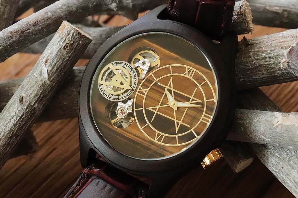 DOUBLE MOVEMENT MODEL ダブルムーブメントモデル／タイガーアイ 45mm エボニー天然木ケース トップグレインレザー  天然石×天然木 唯一無二の美しい模様の腕時計「NOZ」